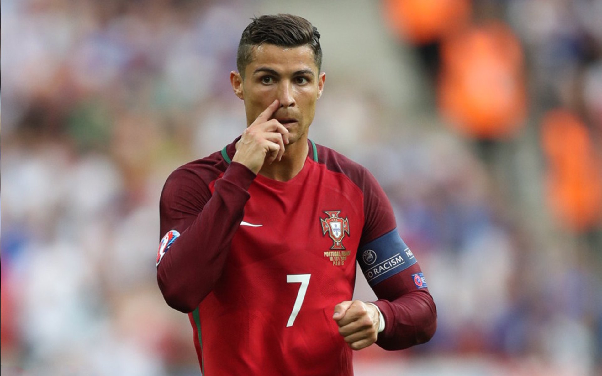 开云官方网站-国家队推广交叉训练计划增强球员身体协调能力，健身中交叉训练法